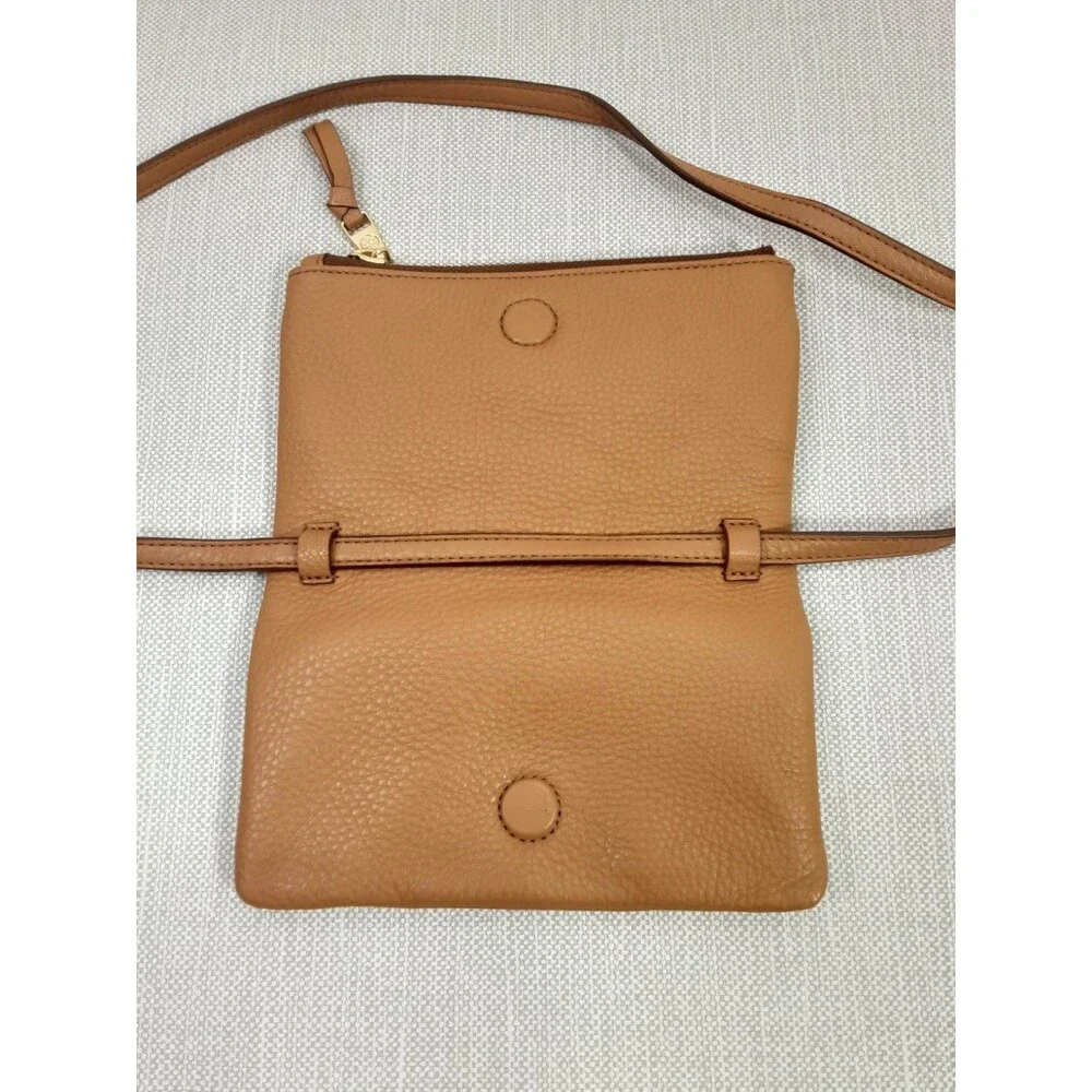 Tory Burch Robinson Crossbody Bag Small Clutch Foldover Tan Pebbled Leather